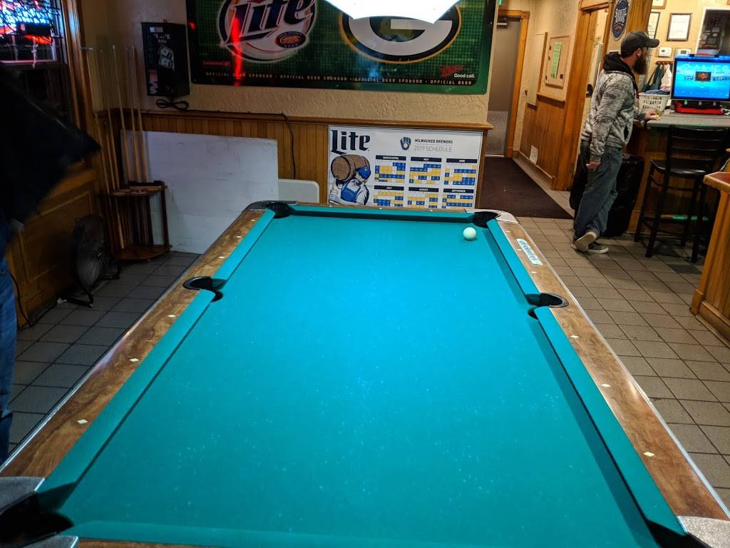 Russs Park Place | restaurant | 1637 E Racine St, Janesville, WI 53545, USA | 6087545600 OR +1 608-754-5600