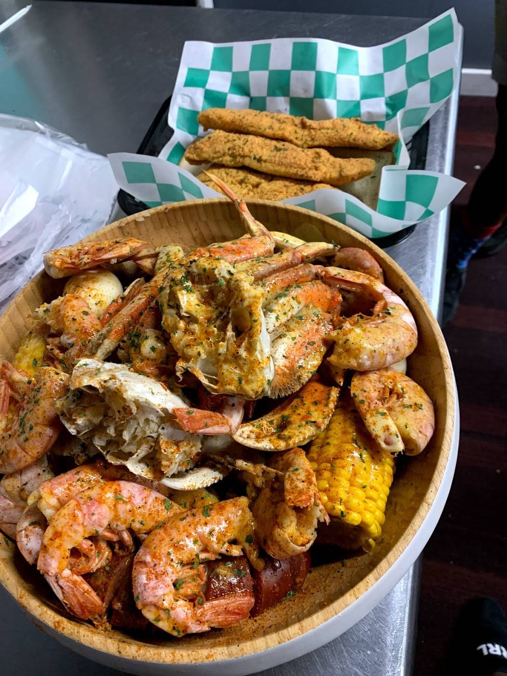 WTF@ Starkville | restaurant | 121 Dr Martin Luther King Jr Dr W Suite b, Starkville, MS 39759, USA | 6623128528 OR +1 662-312-8528