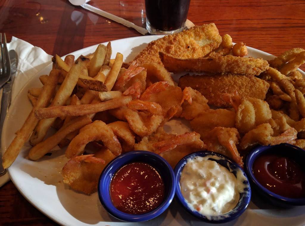 Red Lobster | restaurant | 2340 Tiffin Ave, Findlay, OH 45840, USA | 4194255832 OR +1 419-425-5832