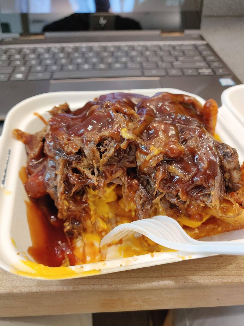 Chicken Lous Inc | restaurant | 50 Forsyth St, Boston, MA 02115, USA | 6178597017 OR +1 617-859-7017