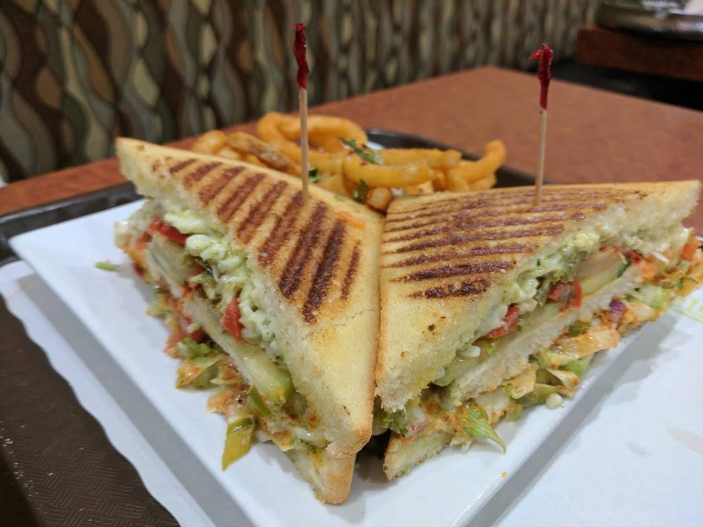 Mithaas Edison | restaurant | 1655-170 Oak Tree Road, Edison, NJ 08820, USA | 7329473014 OR +1 732-947-3014