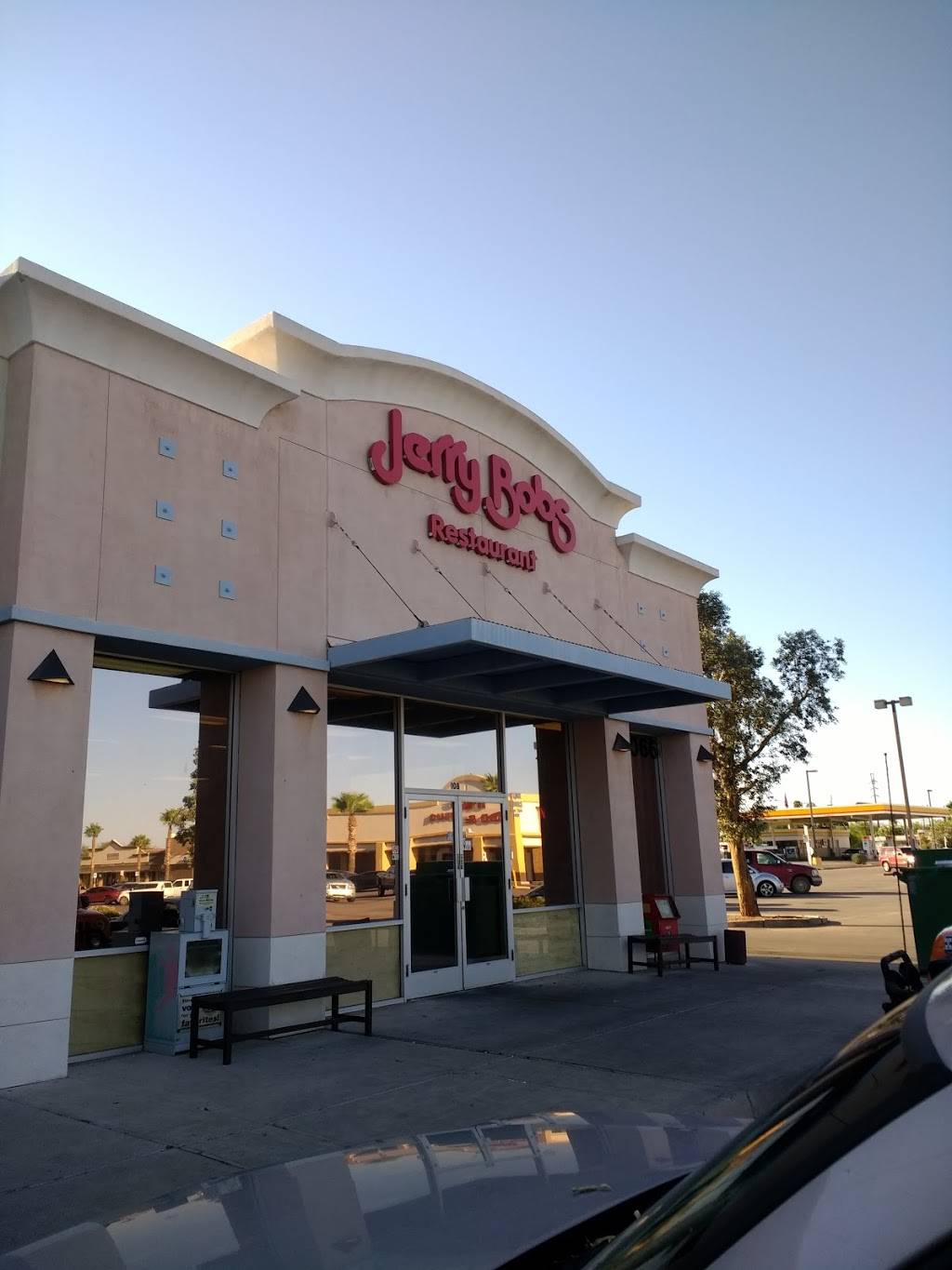 Jerry Bobs Family Restaurant | restaurant | 7066 E Golf Links Rd, Tucson, AZ 85730, USA | 5207218888 OR +1 520-721-8888