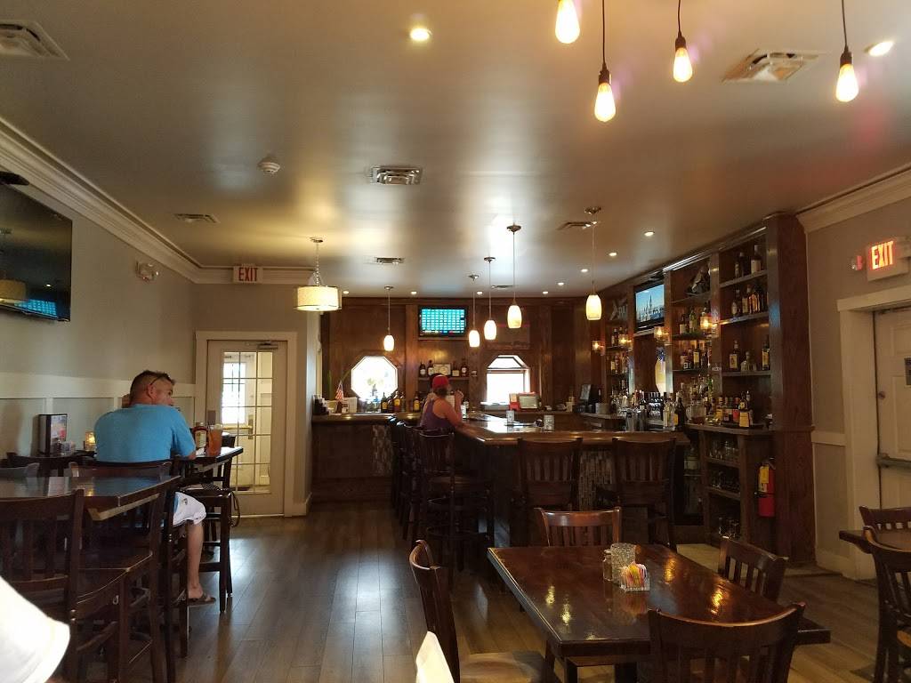 Boomerangs Original Ribs | restaurant | 13820 Solomons Island Rd, Solomons, MD 20688, USA | 4103266050 OR +1 410-326-6050