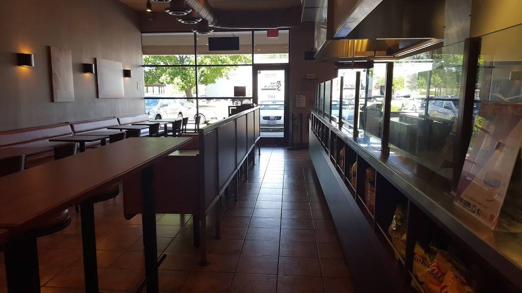 Penn Station East Coast Subs | restaurant | 7158 Carpenter Rd, Skokie, IL 60077, USA | 2245347430 OR +1 224-534-7430