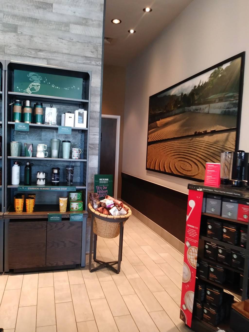 Starbucks | cafe | 6502 US-90 ALT, Sugar Land, TX 77478, USA | 2814143249 OR +1 281-414-3249