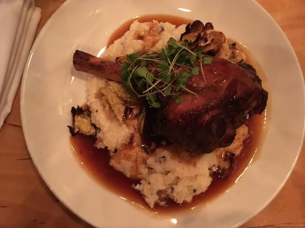 Avenue N | restaurant | 20 Newman Ave, Rumford, RI 02916, USA | 4012702836 OR +1 401-270-2836