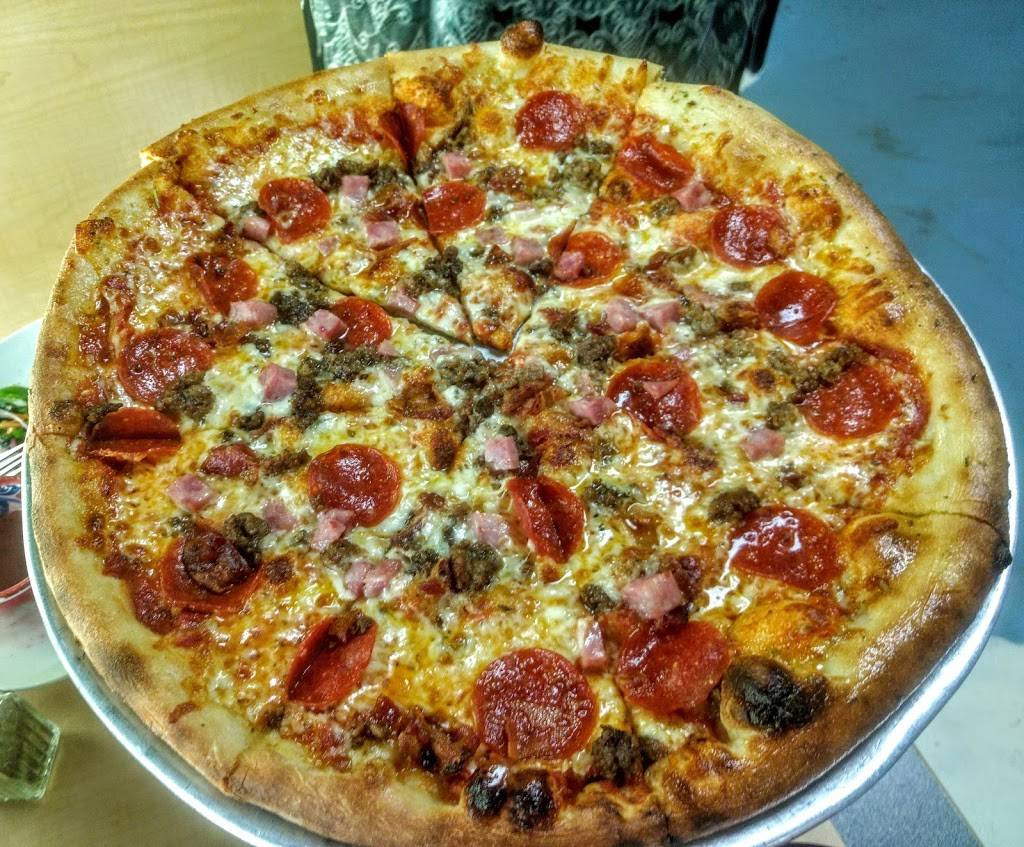 Mystic Mountain Pizza | restaurant | 4118 E 1st St, Blue Ridge, GA 30513, USA | 7069460378 OR +1 706-946-0378