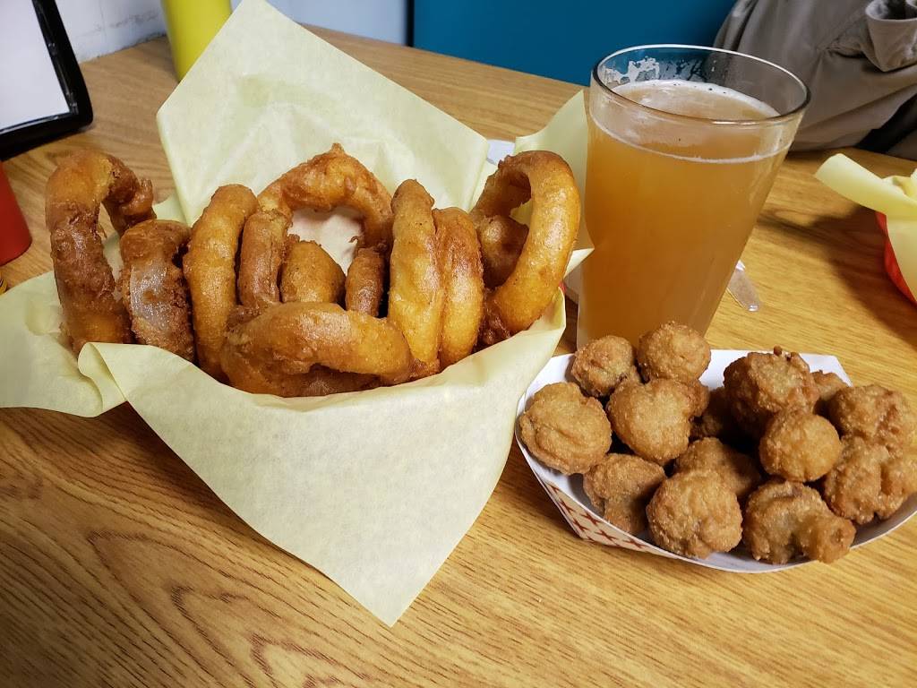 Sylvesters Burgers | meal takeaway | 1875 Front St, Oceano, CA 93445, USA | 8052704434 OR +1 805-270-4434