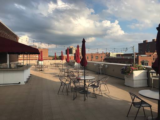 Metropolitan Event Centre | restaurant | 601 Cleveland Ave NW 3rd fl, Canton, OH 44702, USA | 3302896673 OR +1 330-289-6673