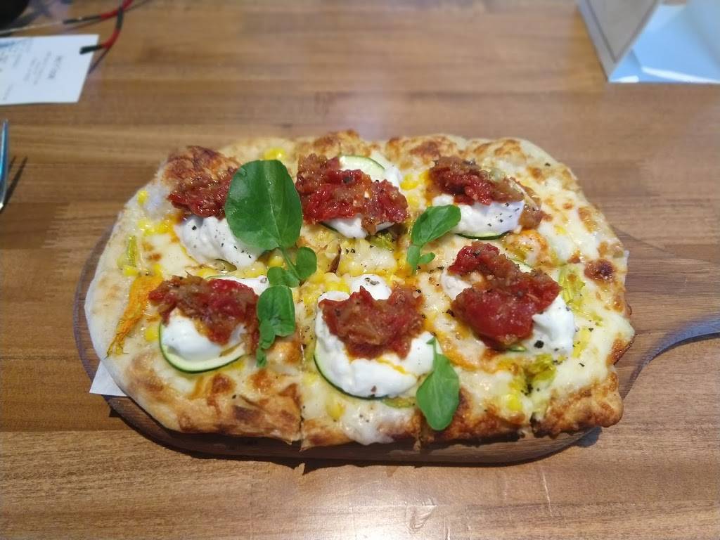 Heirloom | restaurant | 8398 N Fresno St, Fresno, CA 93720, USA | 5592289735 OR +1 559-228-9735