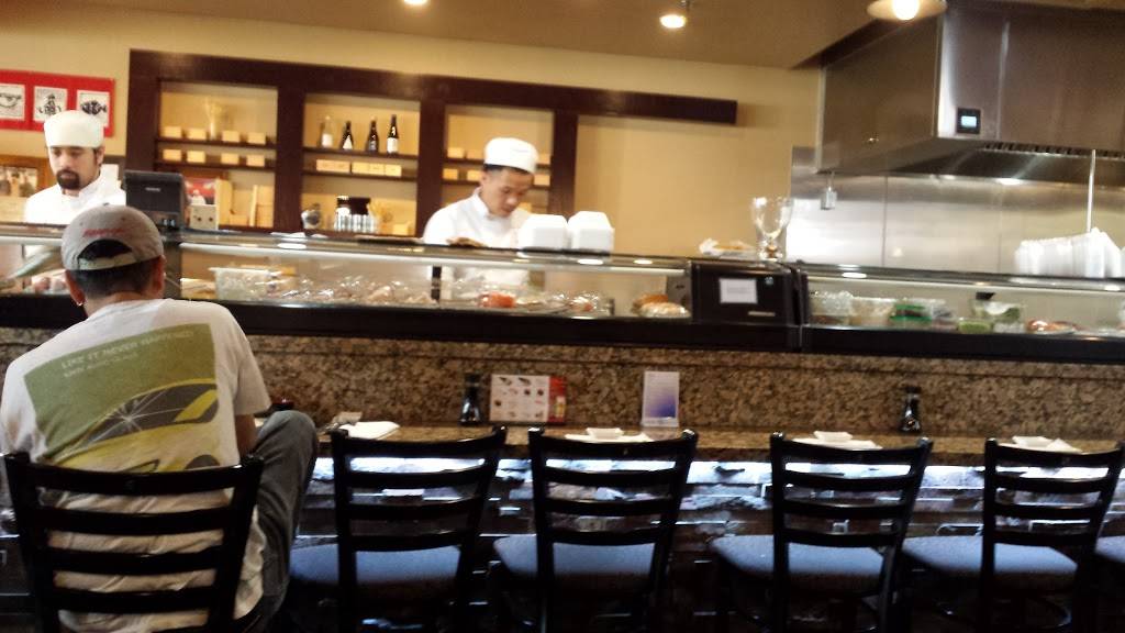 Huku Japanese Bistro | restaurant | 417 Mace Blvd D, Davis, CA 95618, USA | 5307500858 OR +1 530-750-0858