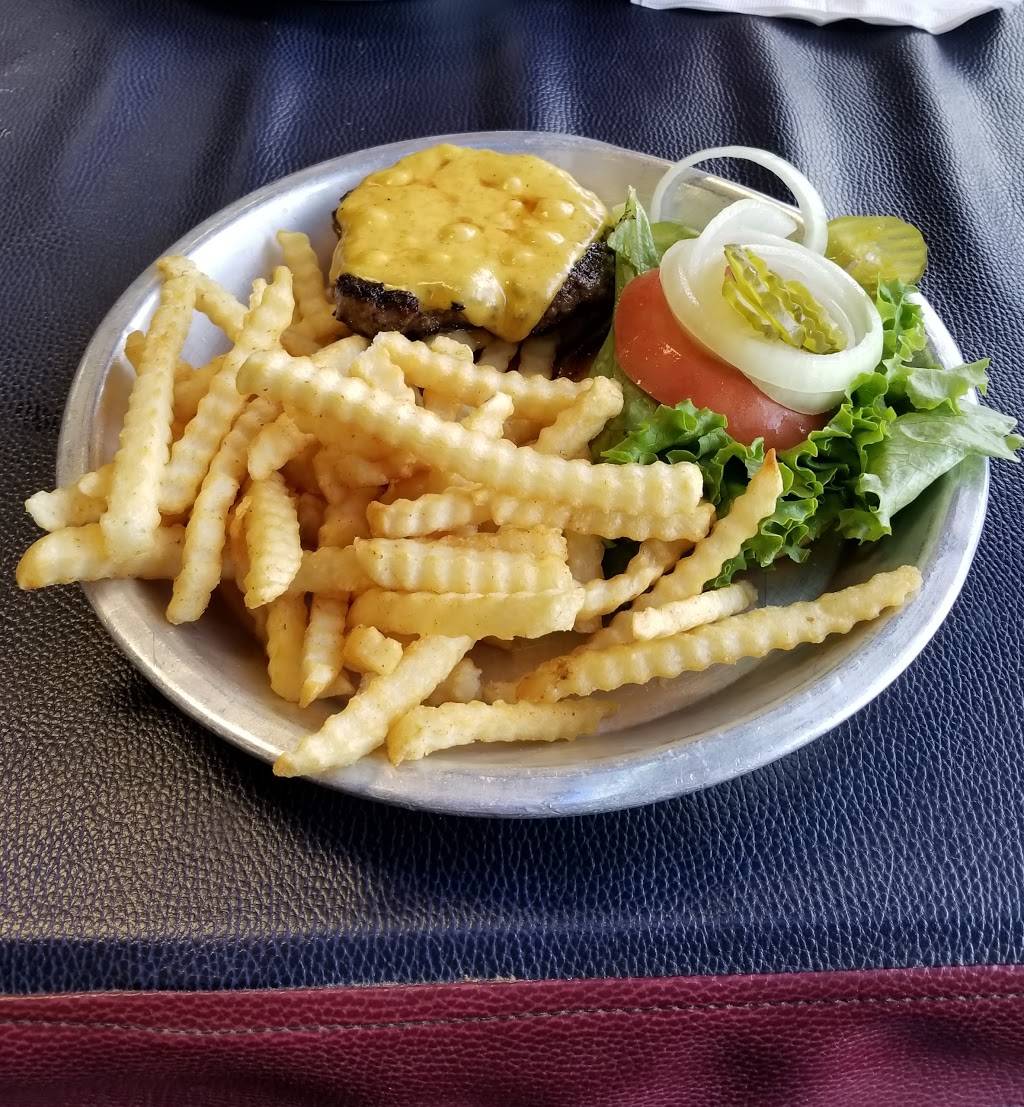 Hobos on Hwy P | restaurant | 468 Hwy P, OFallon, MO 63366, USA | 6364091101 OR +1 636-409-1101