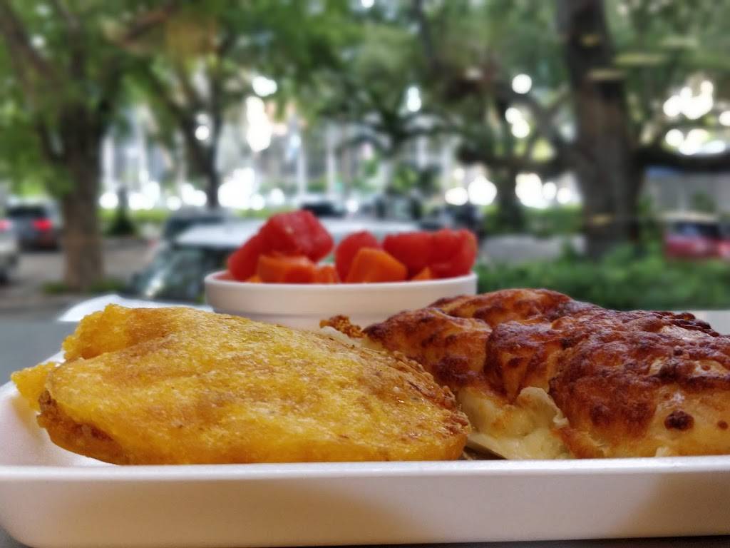 La Estacion Cafe | restaurant | 1390 Brickell Ave #100, Miami, FL 33131, USA | 3055397465 OR +1 305-539-7465