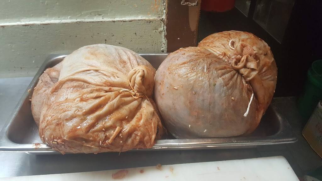 Birrieria Jalisco | restaurant | 2462 W 47th St, Chicago, IL 60632, USA | 7733765117 OR +1 773-376-5117