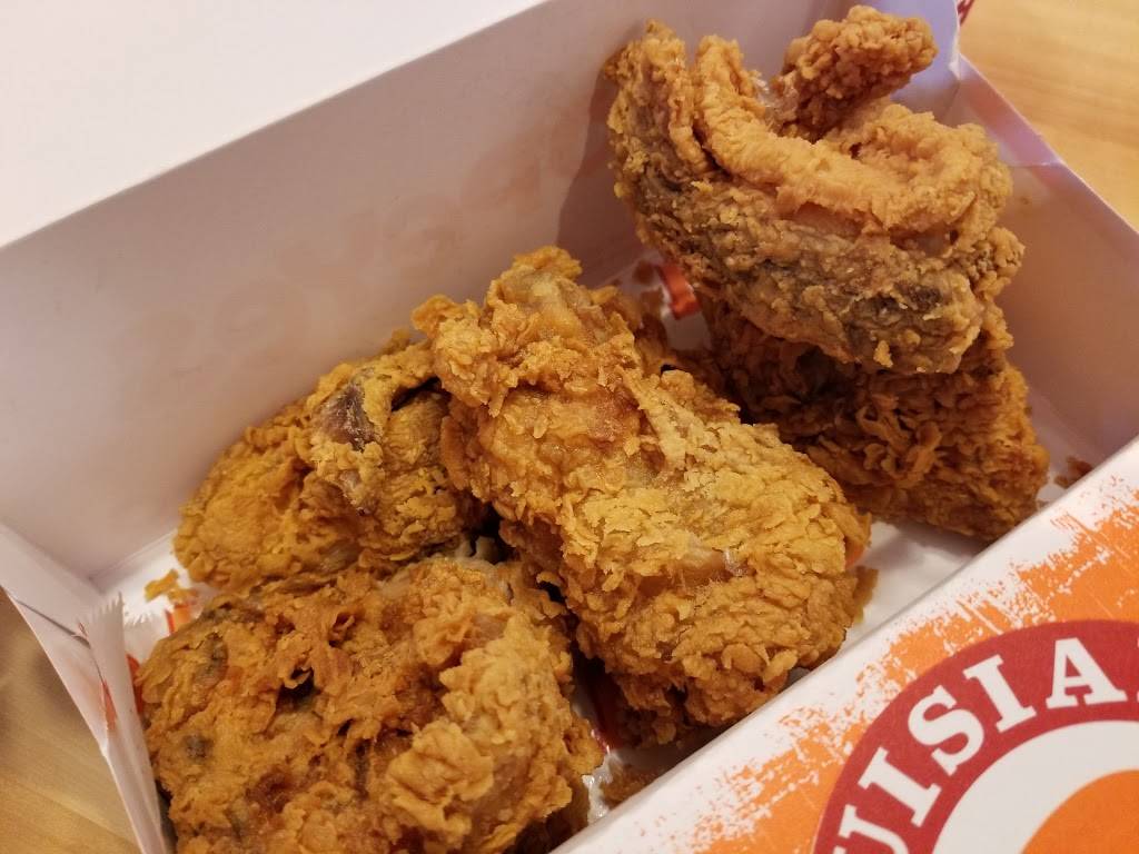 Popeyes Louisiana Kitchen | restaurant | 5721 Buckeystown Pike, Frederick, MD 21704, USA | 3016626402 OR +1 301-662-6402