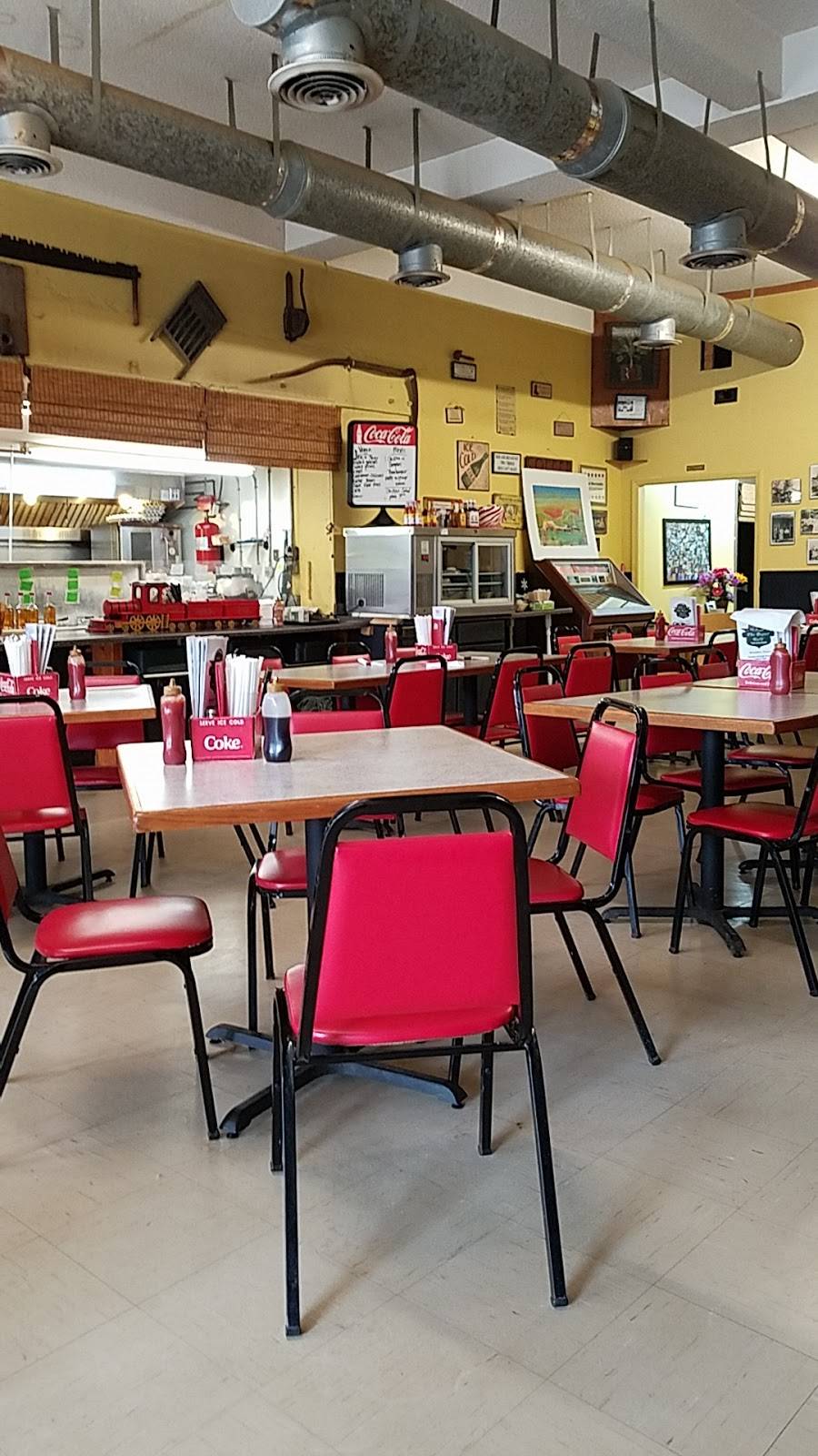 Depot | cafe | 202 Price St, Lattimore, NC 28089, USA | 7044345200 OR +1 704-434-5200