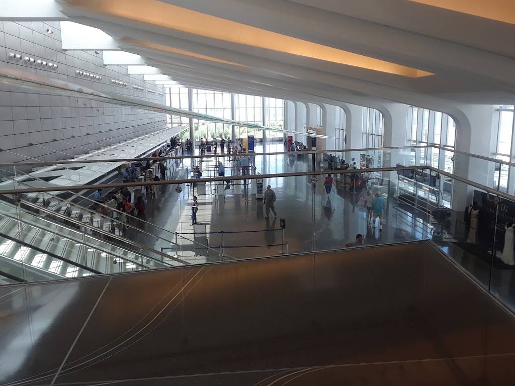 Dunkin | bakery | 2299 S Airport Rd, Wichita, KS 67209, USA | 3169461801 OR +1 316-946-1801