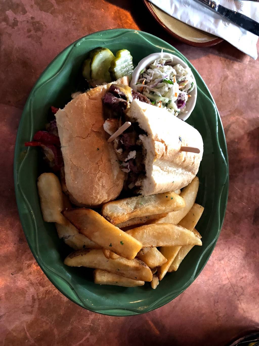 Kate OBriens Irish Bar & Grill | restaurant | 579 Howard St, San Francisco, CA 94105, USA | 4158827240 OR +1 415-882-7240