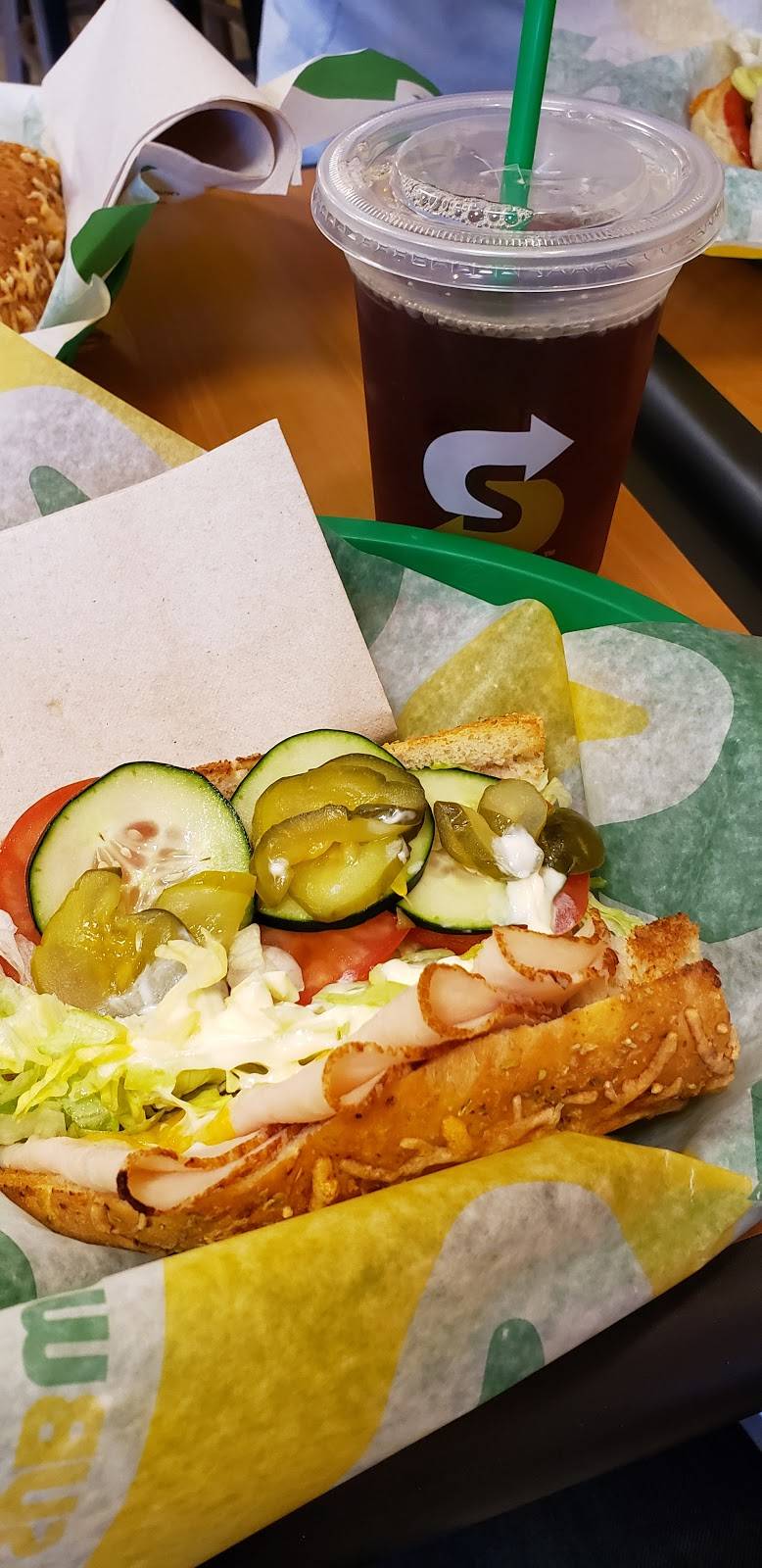 Subway | meal takeaway | 20929 Ventura Blvd Suite 45, Woodland Hills, CA 91364, USA | 8188359770 OR +1 818-835-9770