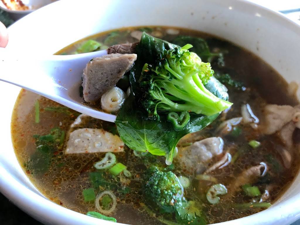 Thanh Thanh 2 | restaurant | 782 Forest Ave, Portland, ME 04103, USA | 2078281114 OR +1 207-828-1114