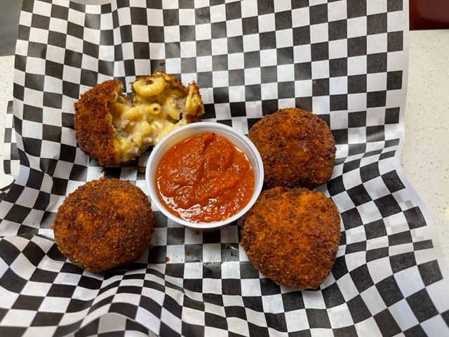 Paulies South Street Steaks | restaurant | 1645 N Lamb Blvd, Las Vegas, NV 89115, USA | 7024739474 OR +1 702-473-9474