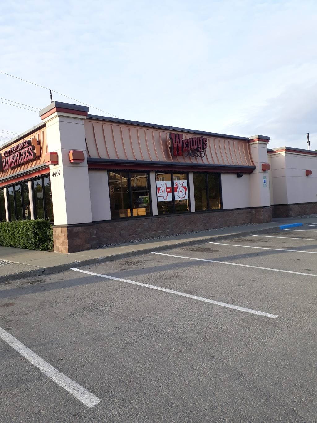 Wendys | restaurant | 4407 Spenard Rd, Anchorage, AK 99517, USA | 9076778890 OR +1 907-677-8890