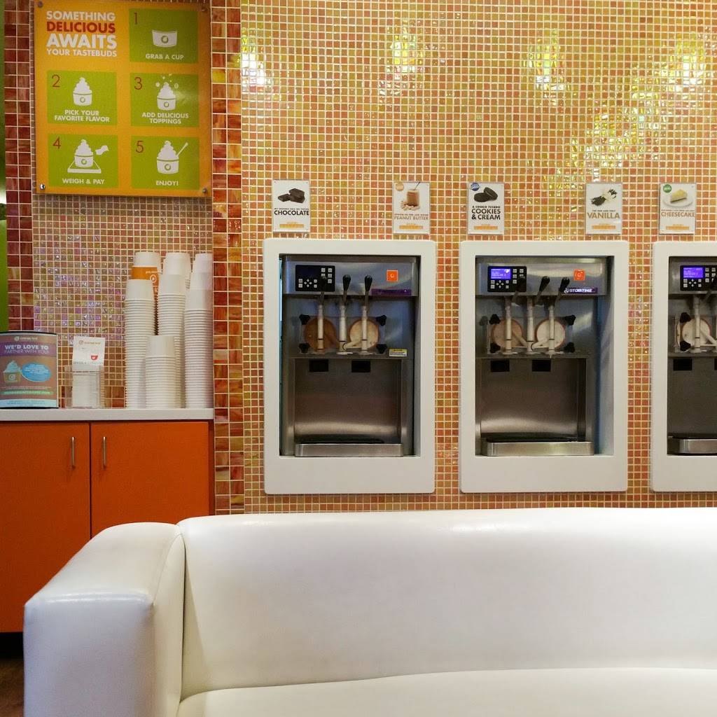 Orange Leaf Frozen Yogurt | restaurant | 2300 Edgewood Rd SW, Cedar Rapids, IA 52404, USA | 3198261803 OR +1 319-826-1803