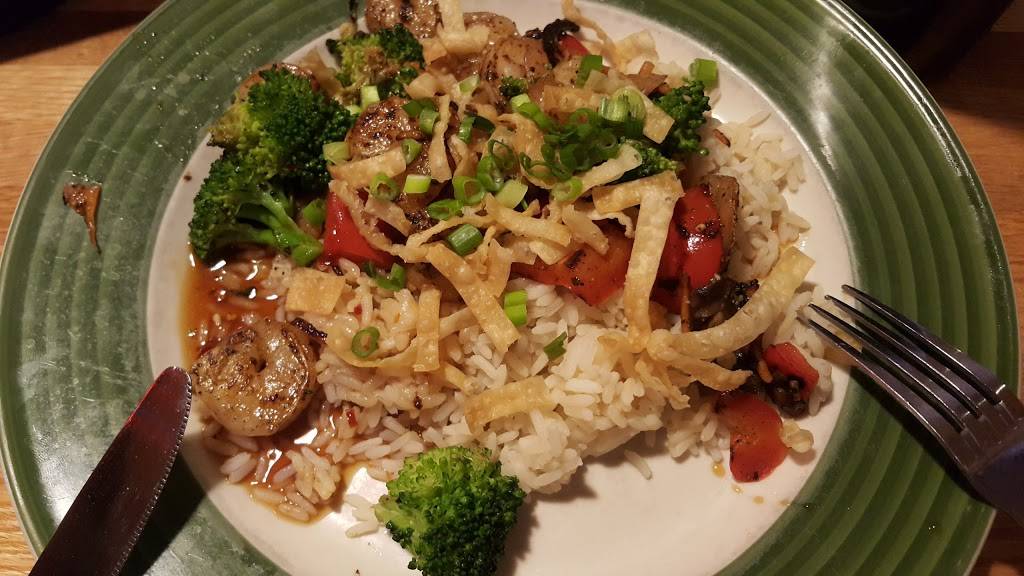 Applebees Grill + Bar | restaurant | 687 E, I-30, Rockwall, TX 75087, USA | 9727725227 OR +1 972-772-5227