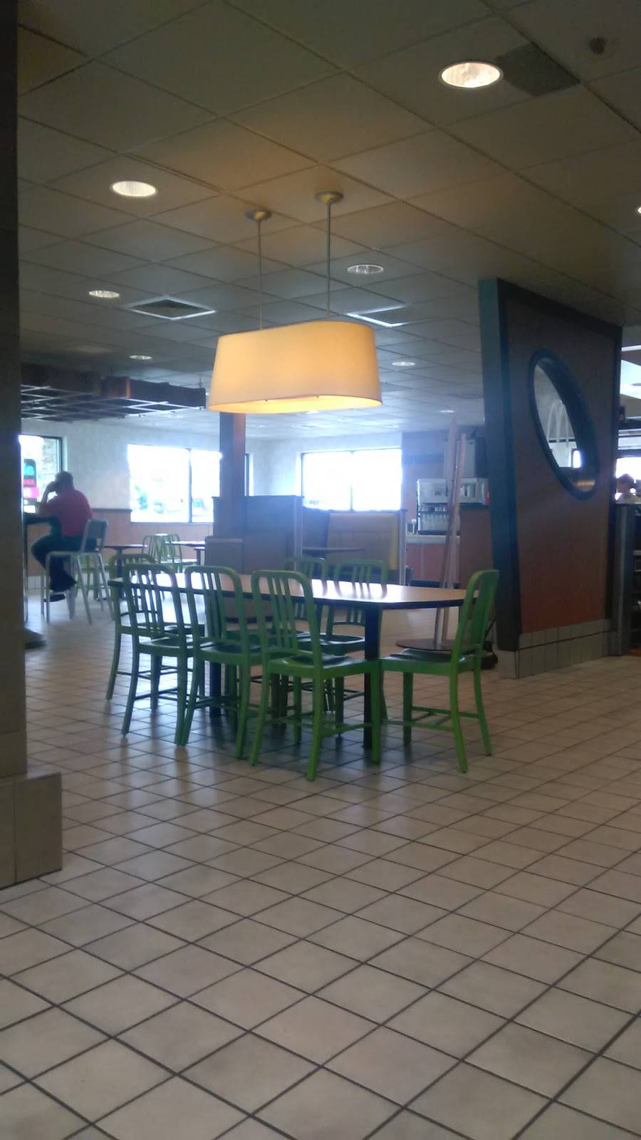 McDonalds | cafe | 2066 E State St, Hermitage, PA 16148, USA | 7249812596 OR +1 724-981-2596