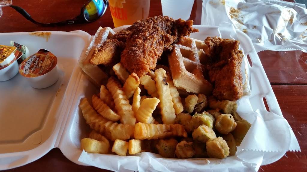 Pepperfire Hot Chicken | restaurant | 1000 Gallatin Ave C, Nashville, TN 37206, USA | 6155824824 OR +1 615-582-4824