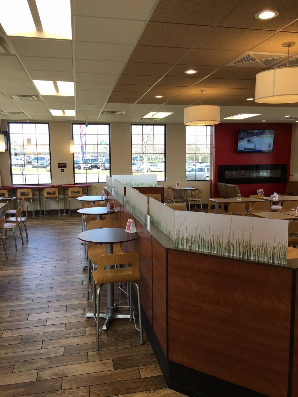 Wendys | restaurant | 2000 S Eagle Rd, Newtown, PA 18940, USA | 2159684579 OR +1 215-968-4579
