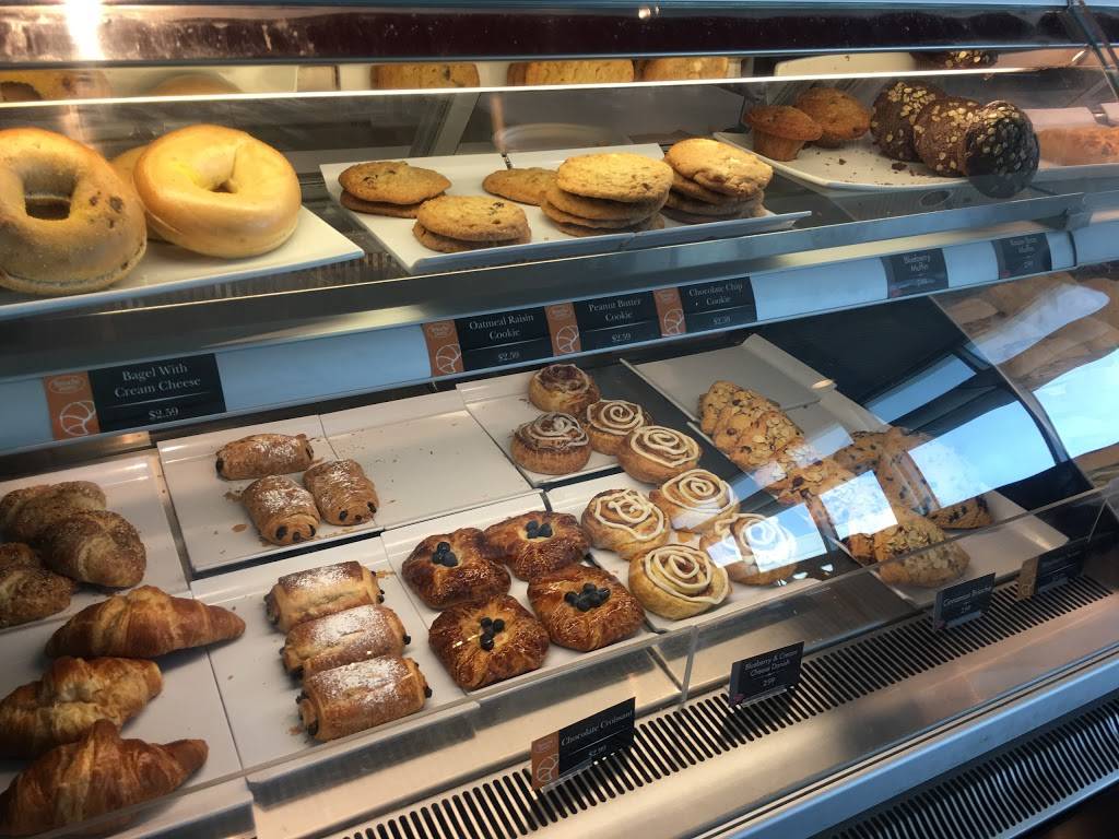 Brioche Dorée | restaurant | 1701 Airport Blvd, San Jose, CA 95110, USA | 4084412657 OR +1 408-441-2657