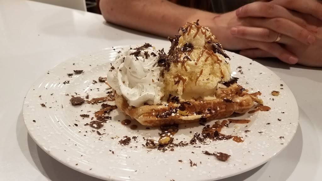 The euro wafel bar | restaurant | 11433 Mayfield Rd, Cleveland, OH 44118, USA | 2168589443 OR +1 216-858-9443