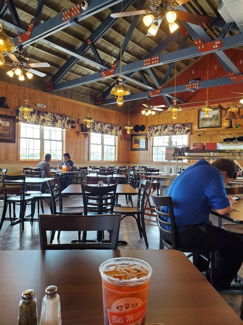 Bill Miller BBQ | restaurant | 3936 Interstate 35 Frontage Rd, San Marcos, TX 78666, USA | 5126614855 OR +1 512-661-4855