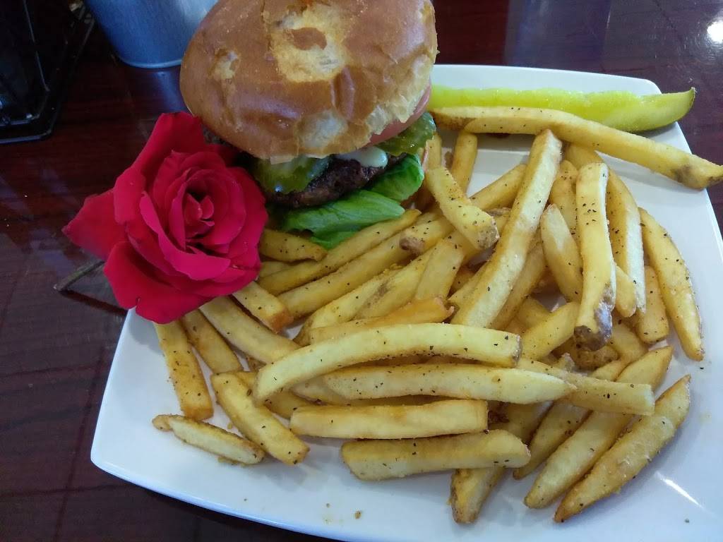 I 5 Cafe | restaurant | 1165 Hoff Way, Orland, CA 95963, USA | 5308653000 OR +1 530-865-3000