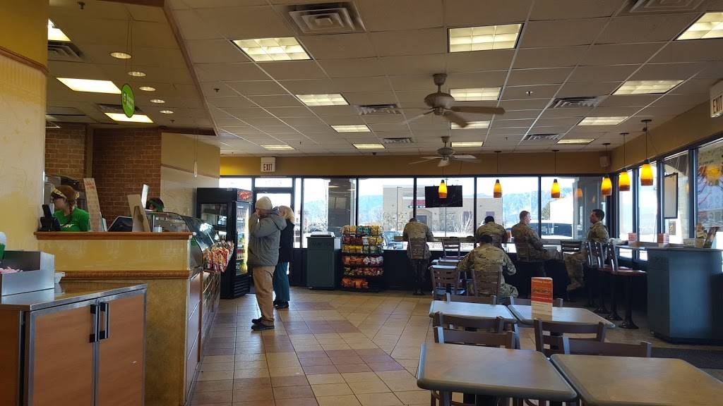 Subway | meal takeaway | 6871 Mesa Ridge Pkwy Unit B-8, Fountain, CO 80817, USA | 7193825966 OR +1 719-382-5966
