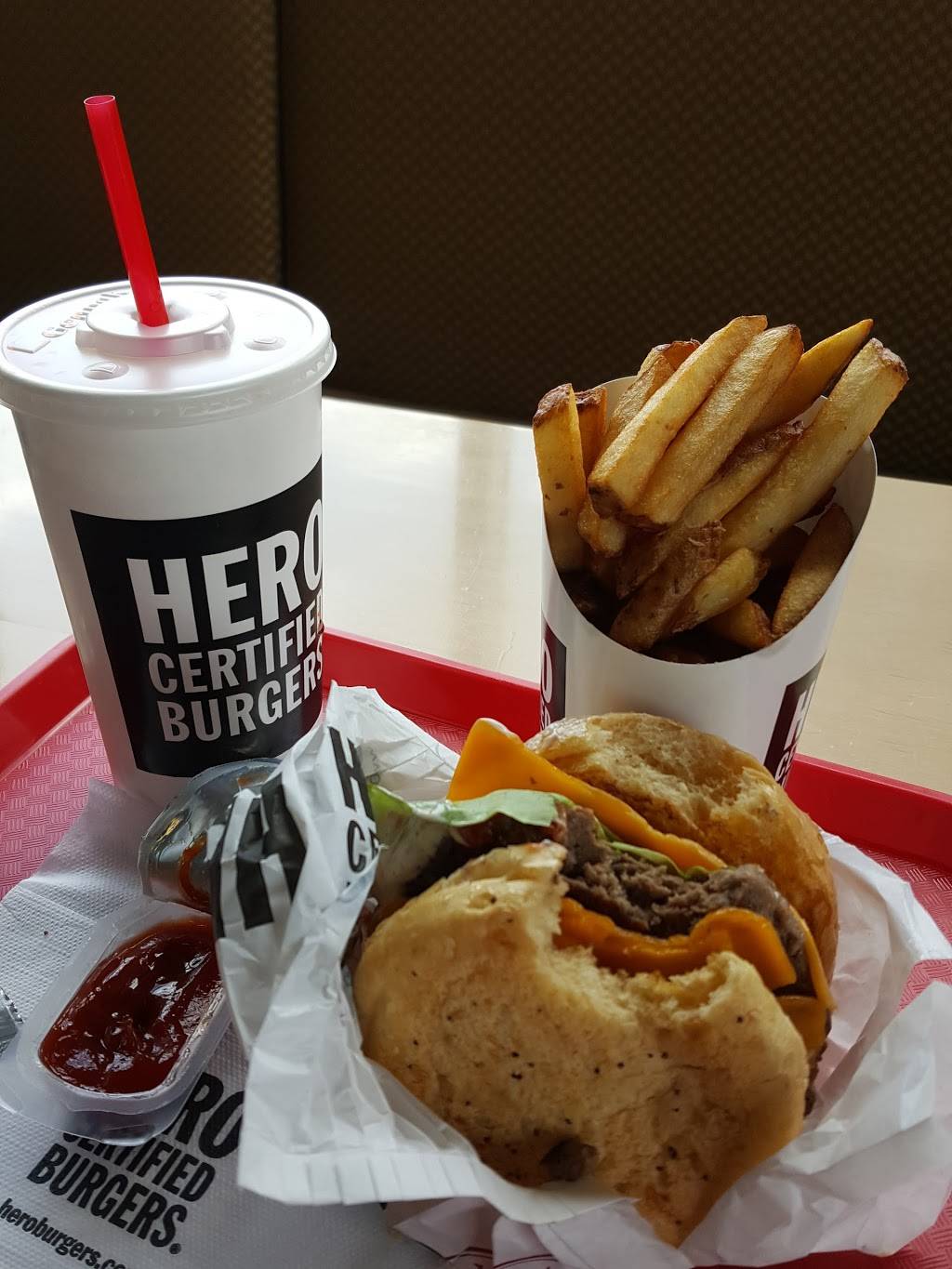 Hero Certified Burgers | restaurant | 2465 Appleby Line d6, Burlington, ON L7L 0B6, Canada | 9053356500 OR +1 905-335-6500