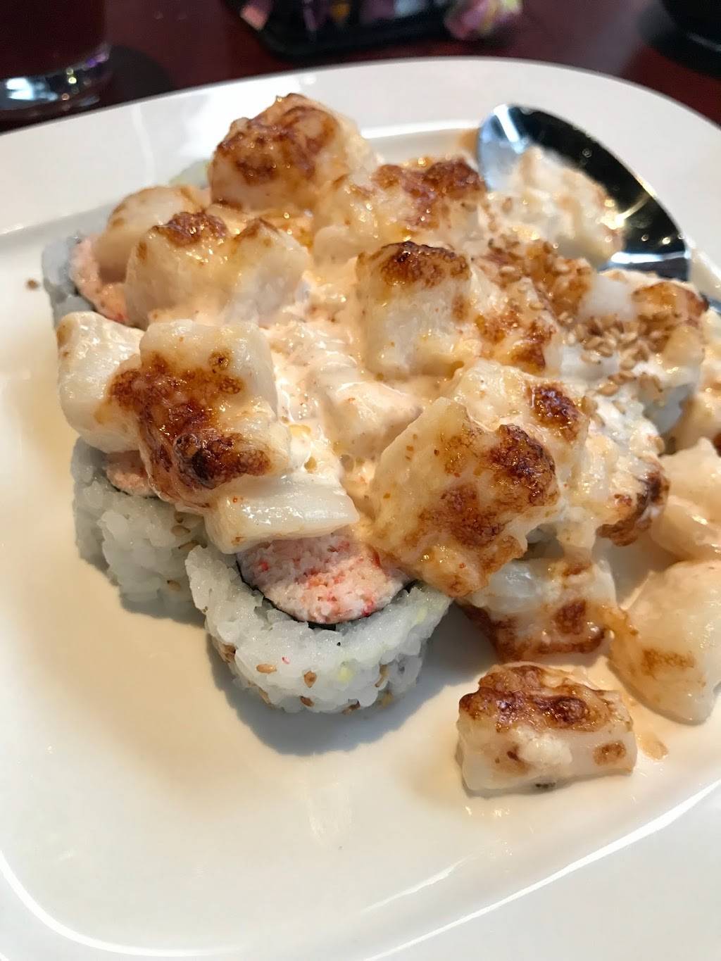 The Blue Fish Greenville | restaurant | 3519 Greenville Ave, Dallas, TX 75206, USA | 2148243474 OR +1 214-824-3474