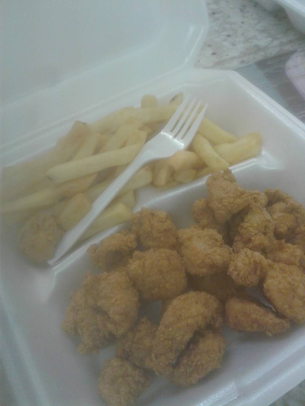 Johns Seafood & Poboy | restaurant | 305 S Burnside Ave, Gonzales, LA 70737, USA | 2256448728 OR +1 225-644-8728