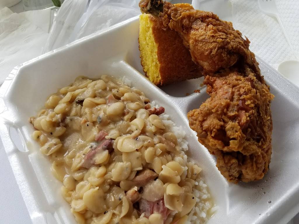 Berthas Kitchen | restaurant | 2332 Meeting Street Rd, Charleston, SC 29405, USA | 8435546519 OR +1 843-554-6519