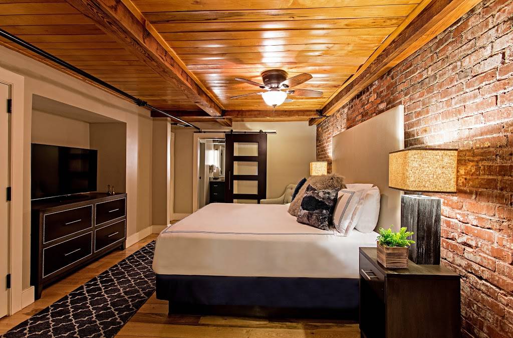 The Restoration | cafe | 75 Wentworth St, Charleston, SC 29401, USA | 8435185100 OR +1 843-518-5100