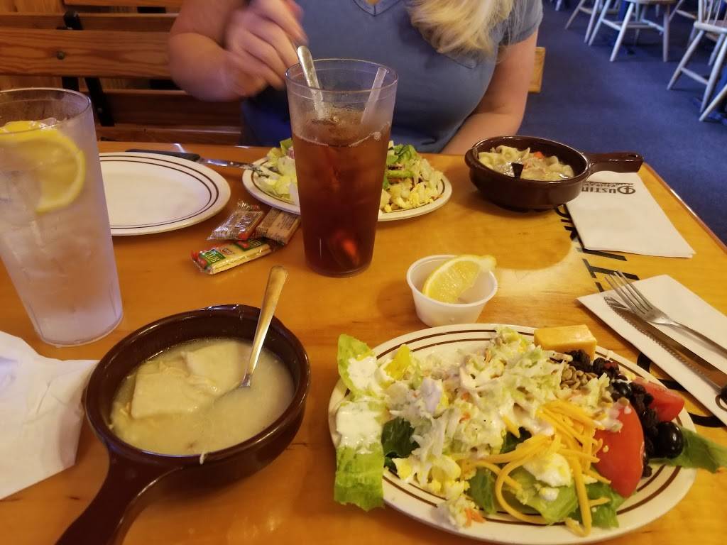 Dustins Bar-B-Q | restaurant | 411 N Wickham Rd, Melbourne, FL 32935, USA | 3212427871 OR +1 321-242-7871