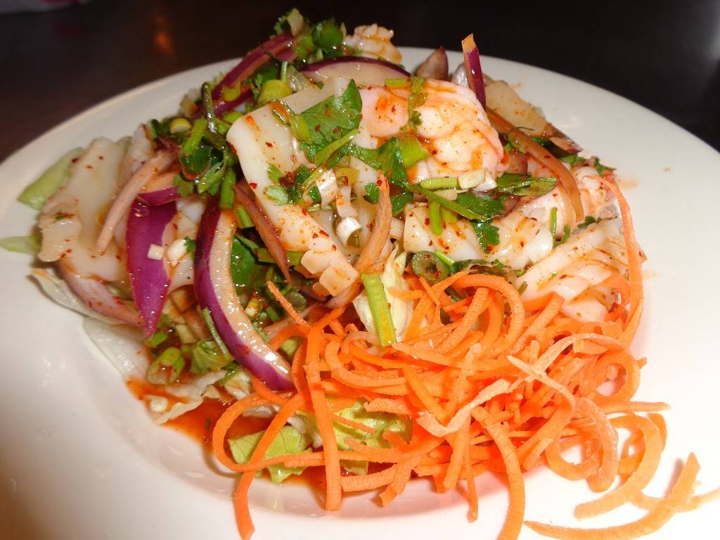 Chaang Thai Restaurant | restaurant | 361 High St, Morgantown, WV 26505, USA | 3042415374 OR +1 304-241-5374