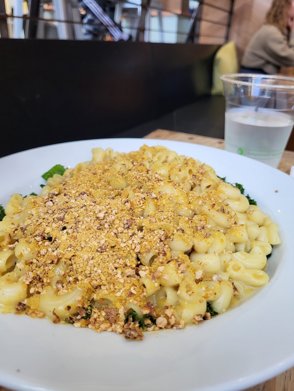 Harlow | restaurant | 505 NW 23rd Ave, Portland, OR 97210, USA | 5034778203 OR +1 503-477-8203