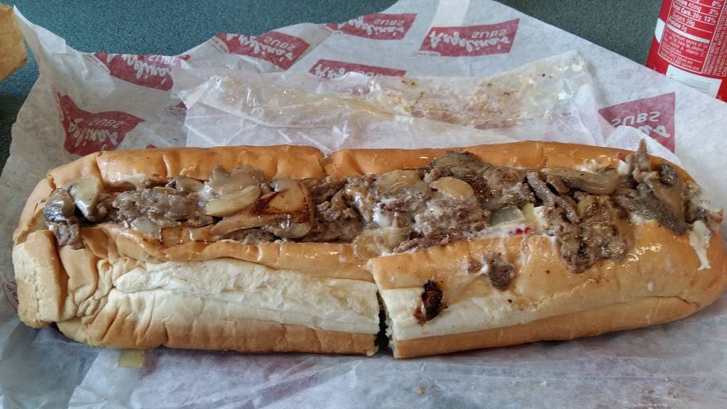 Angelinas Submarine Shops | meal takeaway | 657 Main St, Dalton, MA 01226, USA | 4136841178 OR +1 413-684-1178