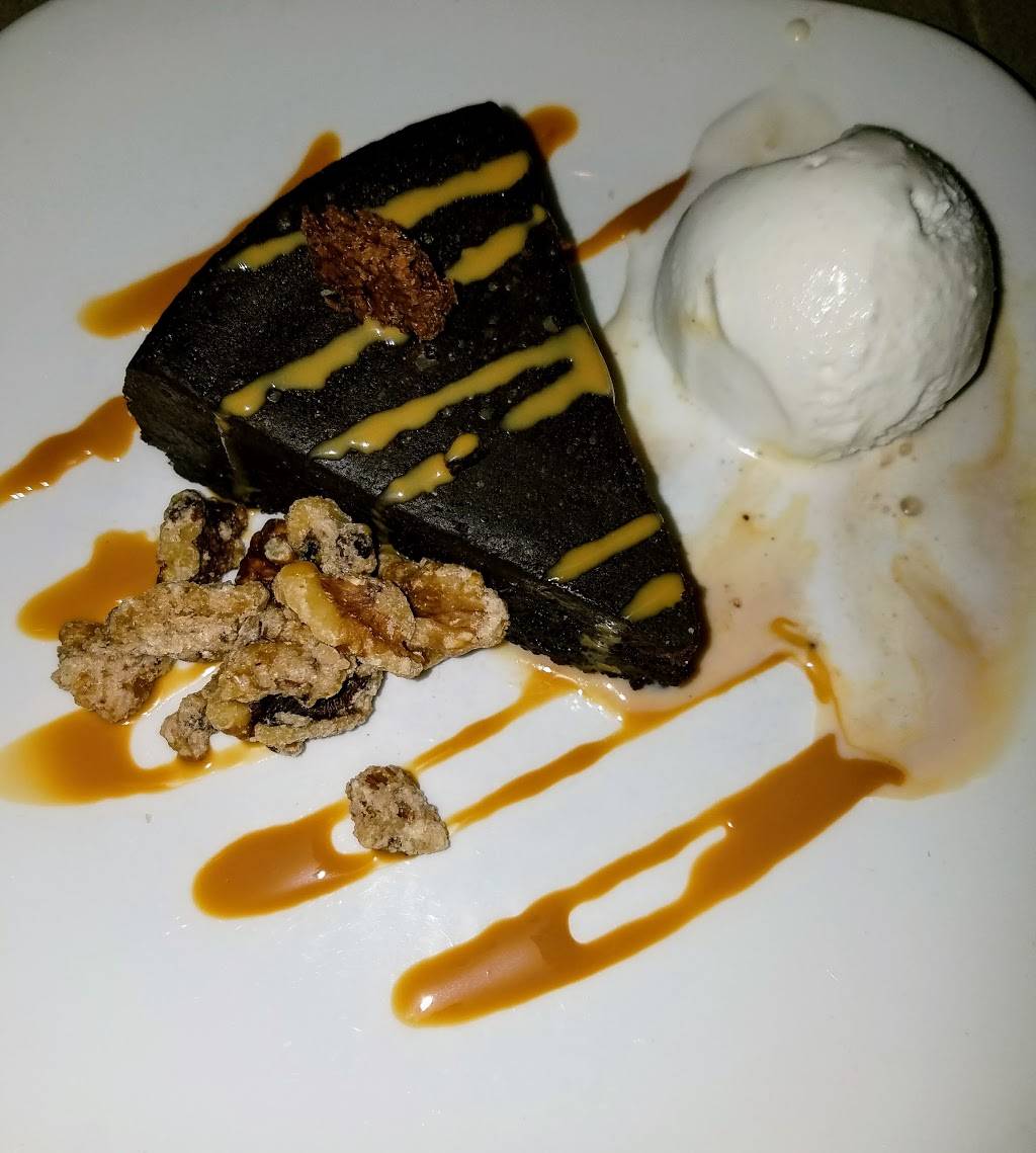 Lockkeepers | restaurant | 8001 Rockside Rd, Cleveland, OH 44125, USA | 2165249404 OR +1 216-524-9404