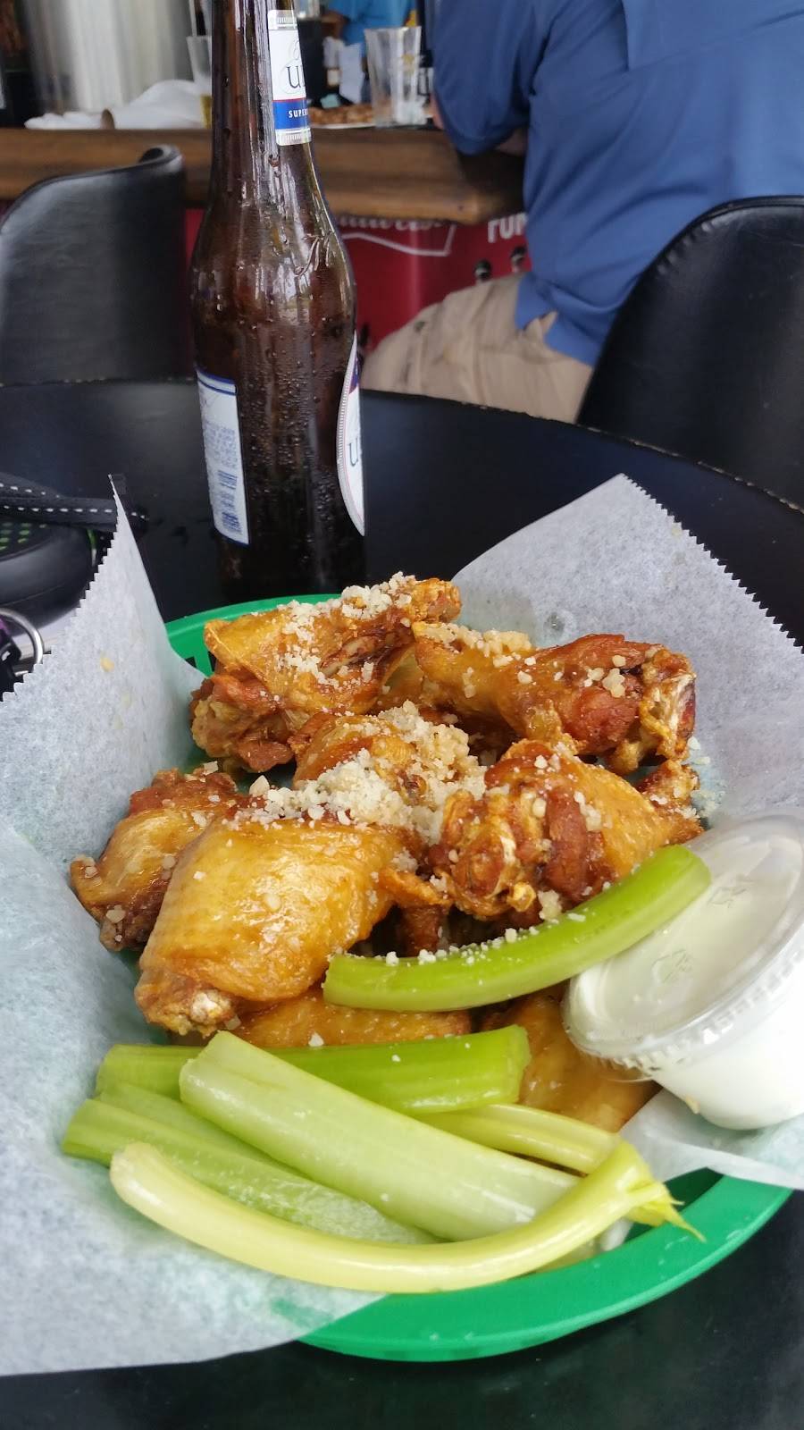 The Dek Bar | restaurant | 4704 SE15th Avenue, Cape Coral, FL 33904, USA | 2395423745 OR +1 239-542-3745