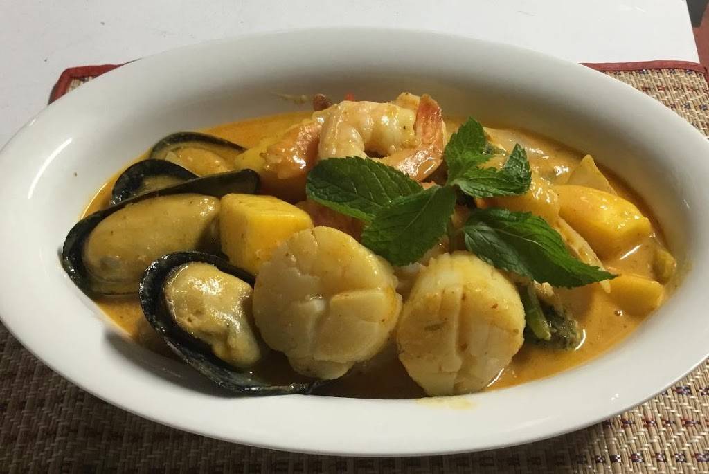 Malis Thai Zap | restaurant | 50 Elm St Suite 1, Salisbury, MA 01952, USA | 9782551660 OR +1 978-255-1660