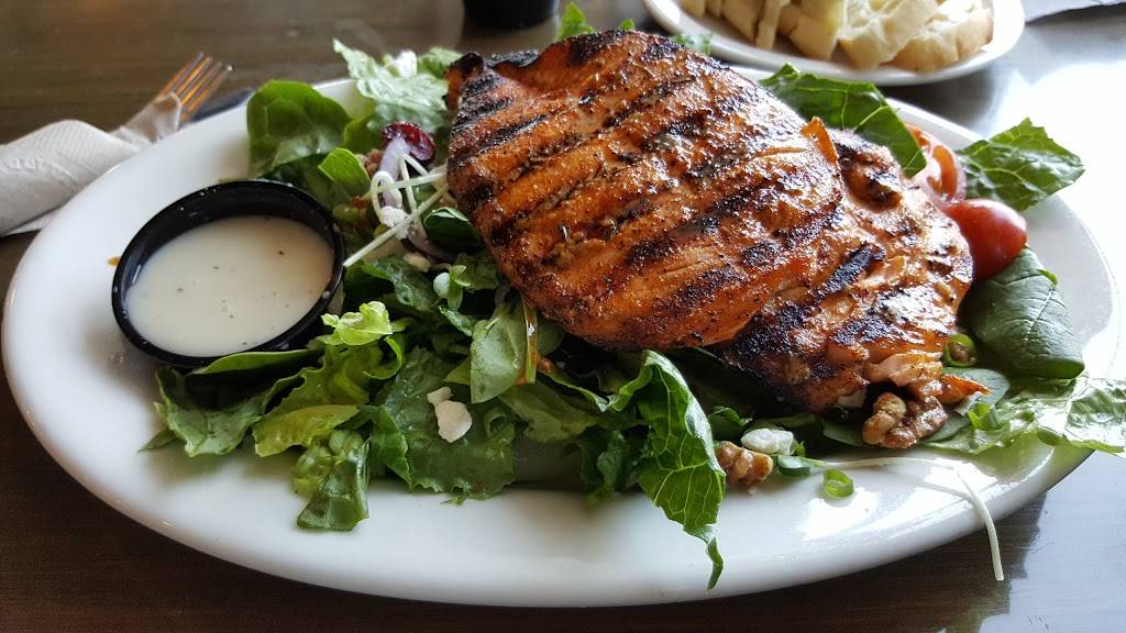 California Fish Grill | restaurant | 419 S Associated Rd, Brea, CA 92821, USA | 7144822151 OR +1 714-482-2151