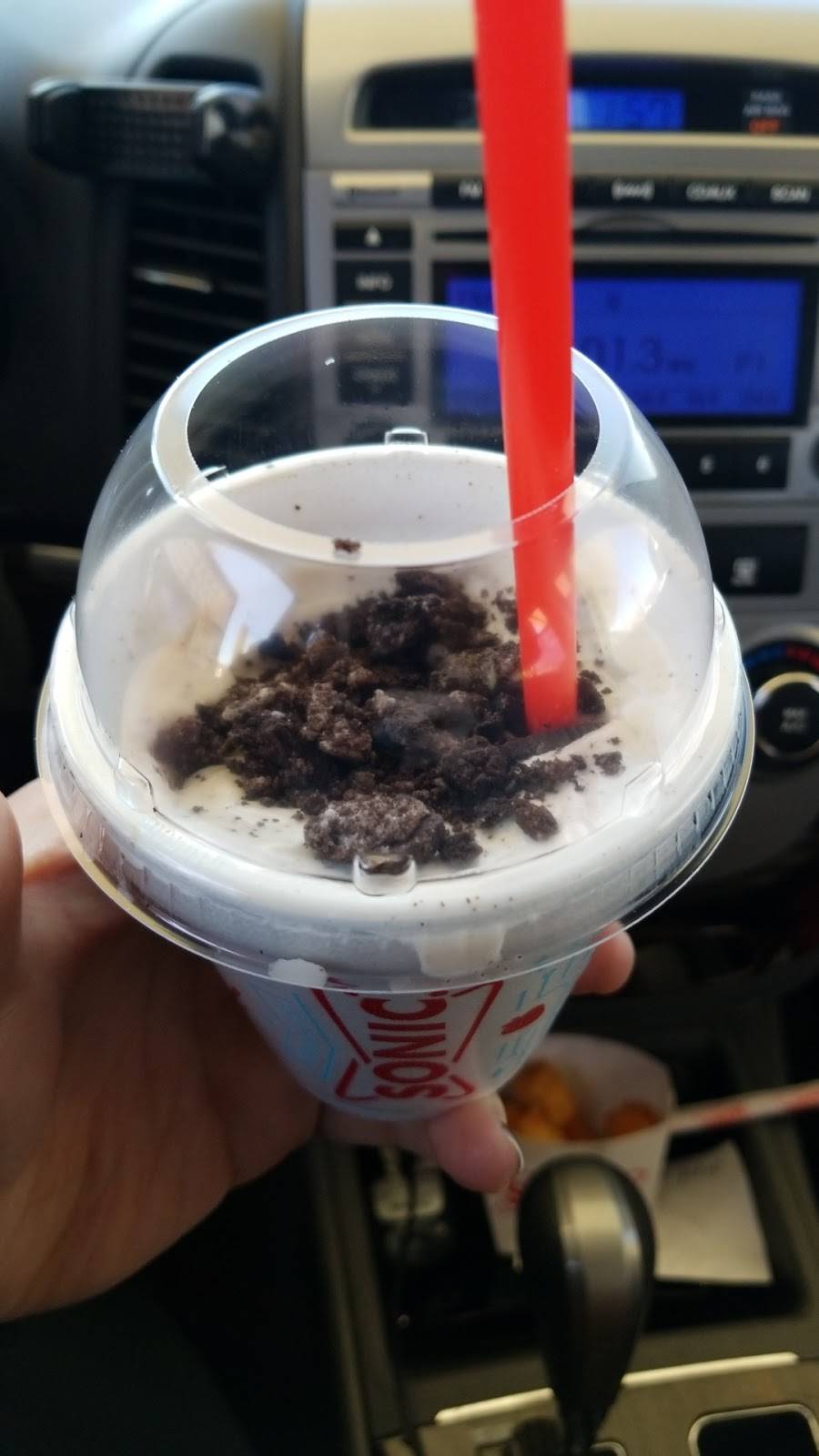 Sonic Drive-In | restaurant | 1751 16th Ave, Silvis, IL 61282, USA | 3097961464 OR +1 309-796-1464